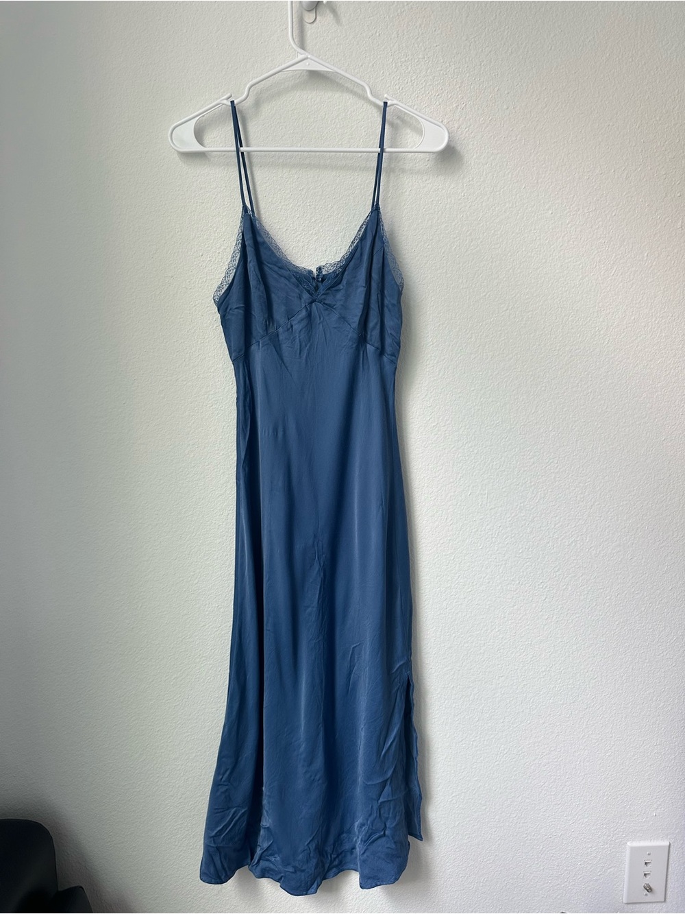 Zara blue slip style dress size medium